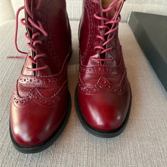 Kate Kanzer Red Brogue Ankle Boots - Picture 8 of 9